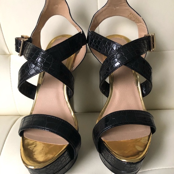 Scene HIGH Heels - worn once. 9.5 - Picture 3 of 8